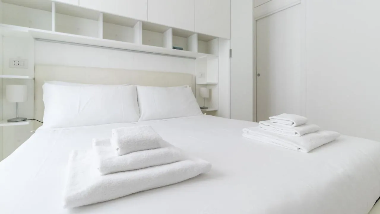 Italianway - Corso Genova 27 Apartment Milan